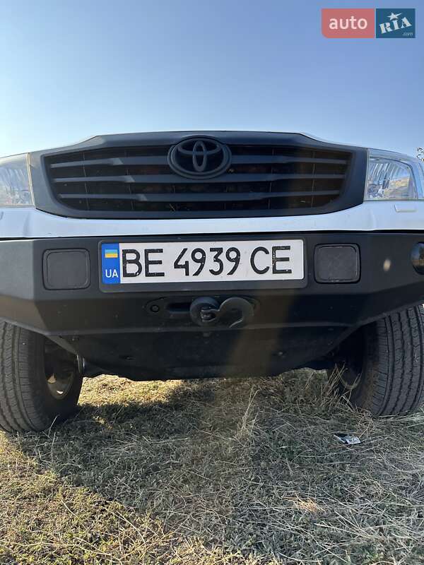 Пікап Toyota Hilux 2013 в Березнегуватому