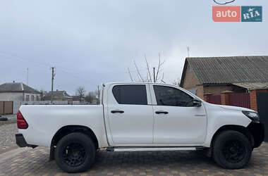Пикап Toyota Hilux 2017 в 
