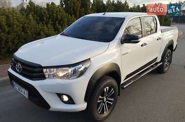 Пикап Toyota Hilux 2017 в Киеве