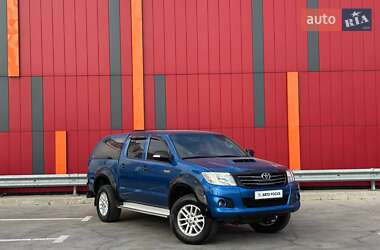 Пикап Toyota Hilux 2014 в Киеве