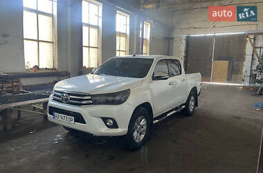 Пікап Toyota Hilux 2017 в Добропіллі