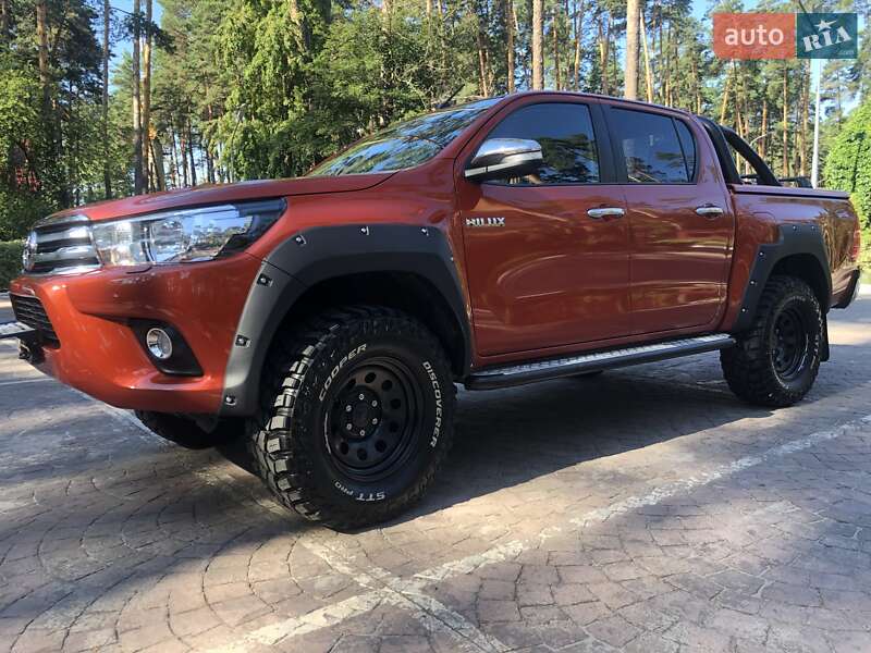 Пикап Toyota Hilux 2017 в Киеве