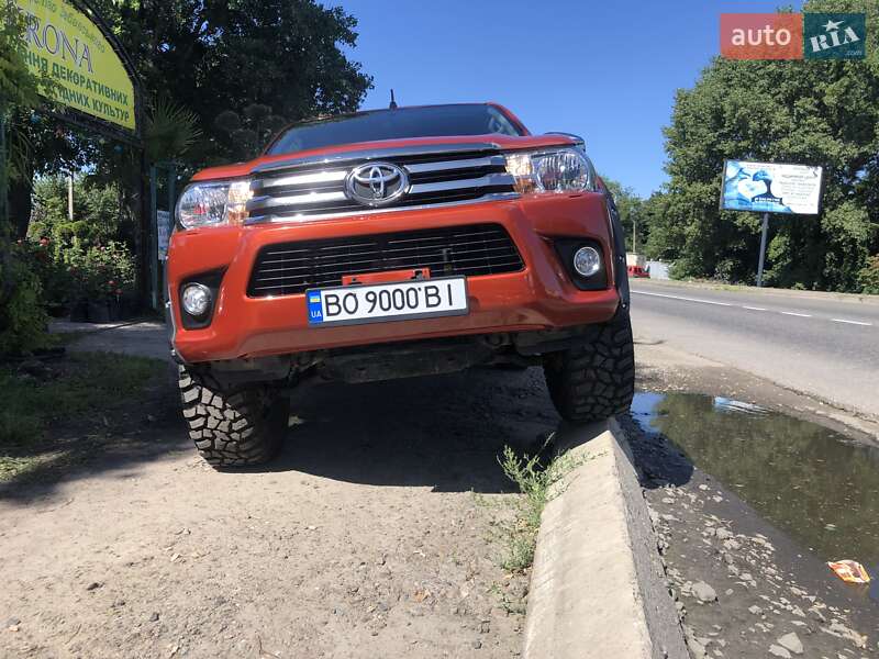 Пикап Toyota Hilux 2017 в Киеве