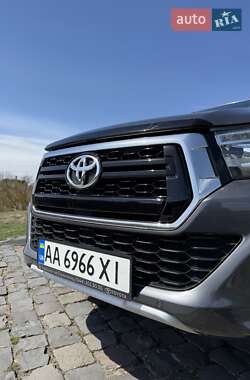 Пикап Toyota Hilux 2019 в 