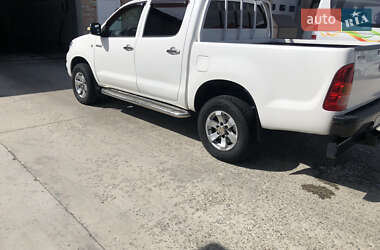 Пікап Toyota Hilux 2011 в 