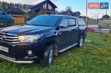 Пикап Toyota Hilux 2017 в Ивано-Франковске