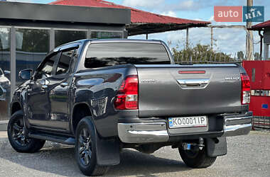 Пикап Toyota Hilux 2021 в 