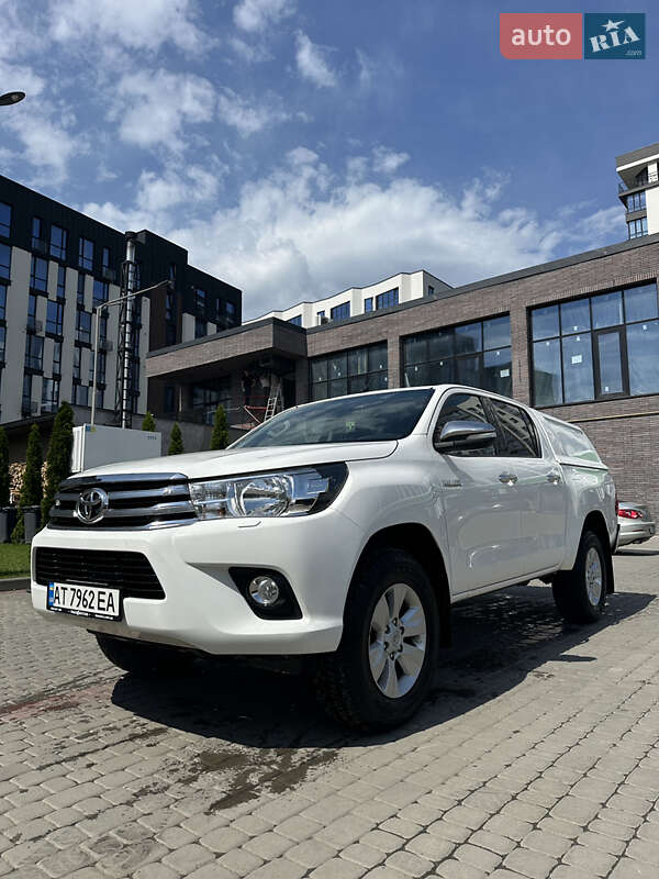 Toyota Hilux 2016
