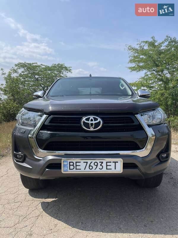 Toyota Hilux 2021