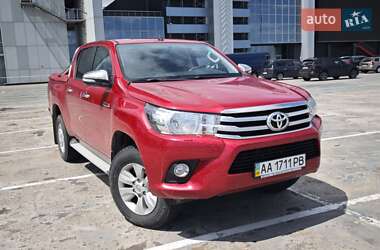 Пикап Toyota Hilux 2015 в Киеве