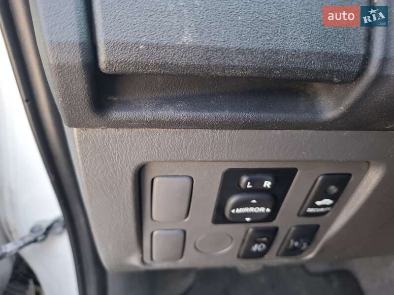 Пікап Toyota Hilux 2013 в Черкасах