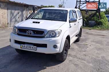 Пикап Toyota Hilux 2011 в Киеве