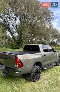 Пикап Toyota Hilux 2021 в 