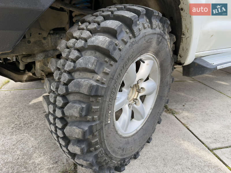 Пікап Toyota Hilux 2011 в Міжгір'ї