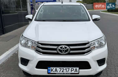 Пикап Toyota Hilux 2017 в 