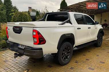 Пикап Toyota Hilux 2021 в 