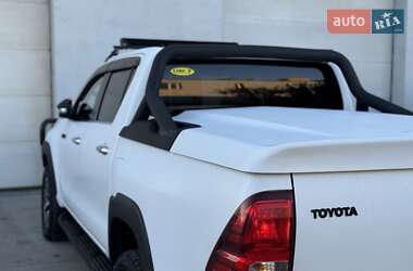 Пикап Toyota Hilux 2016 в 