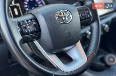 Пикап Toyota Hilux 2016 в 