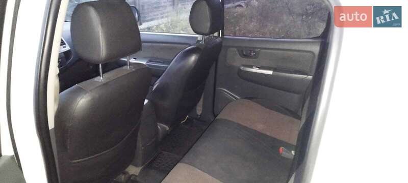 Пікап Toyota Hilux 2012 в Андрушівці
