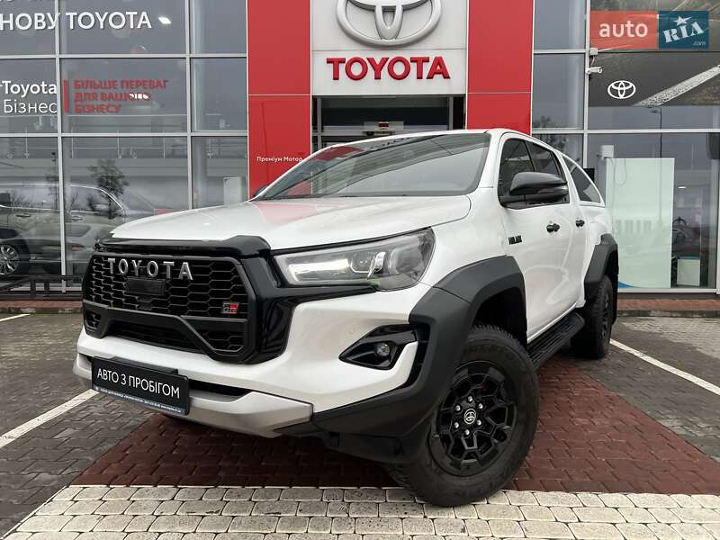 Toyota Hilux 2023