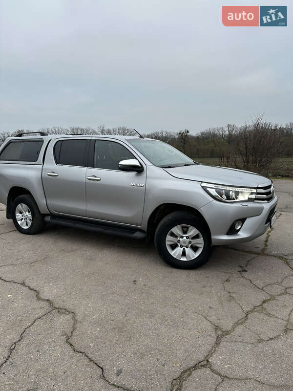 Пикап Toyota Hilux 2019 в Тальном