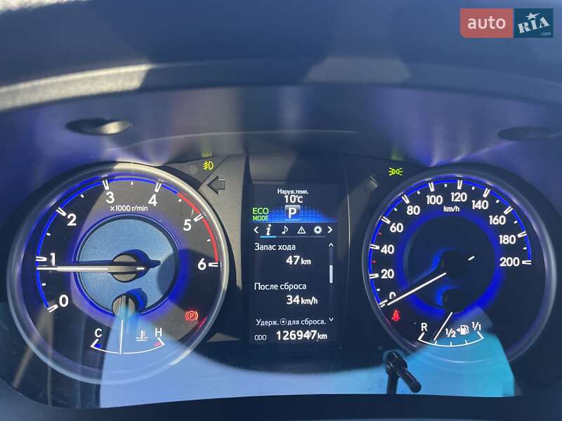 Пикап Toyota Hilux 2016 в Львове