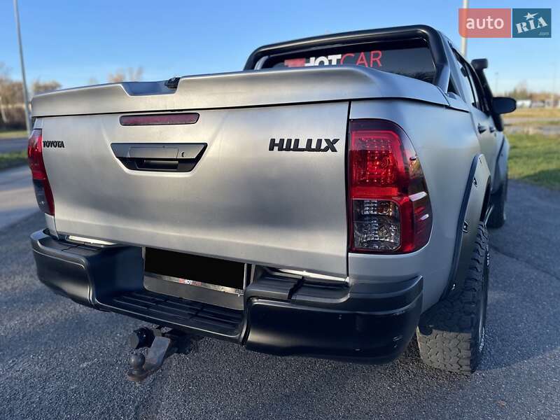 Пикап Toyota Hilux 2016 в Львове