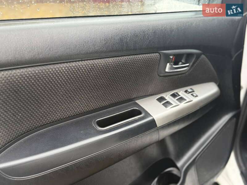 Пикап Toyota Hilux 2014 в Виннице