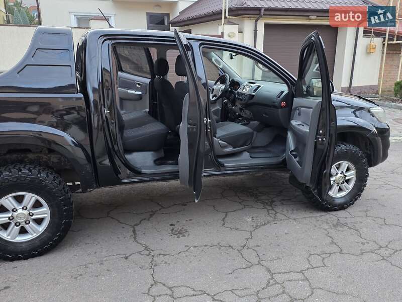 Пикап Toyota Hilux 2012 в Одессе