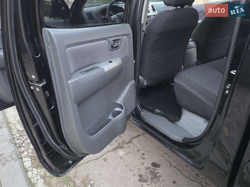 Пикап Toyota Hilux 2012 в Одессе