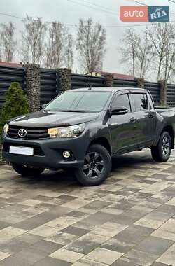 Пикап Toyota Hilux 2017 в Киеве