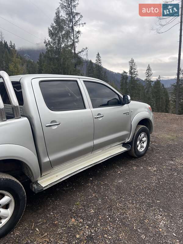 Пикап Toyota Hilux 2006 в Славском
