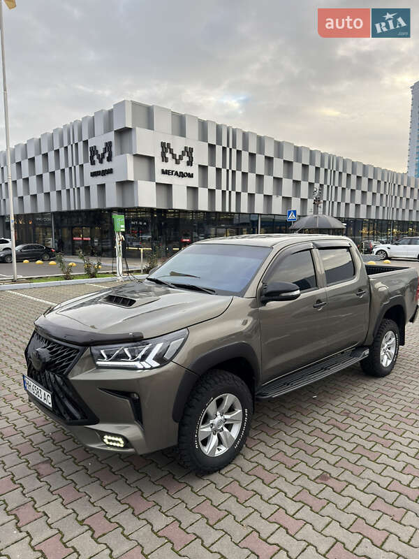 Пикап Toyota Hilux 2014 в Одессе