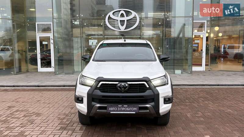 Пикап Toyota Hilux 2022 в Киеве фото 5 Пикап Toyota Hilux 2022 в Киеве