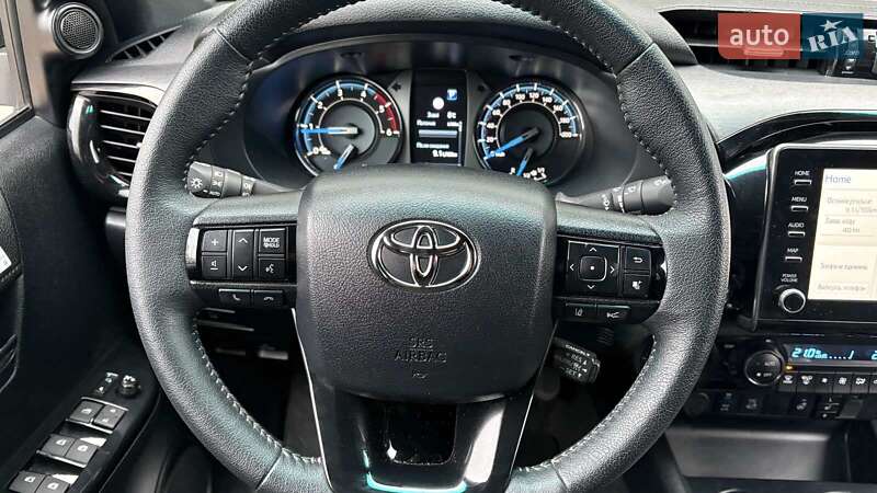 Пикап Toyota Hilux 2022 в Киеве фото 13 Пикап Toyota Hilux 2022 в Киеве