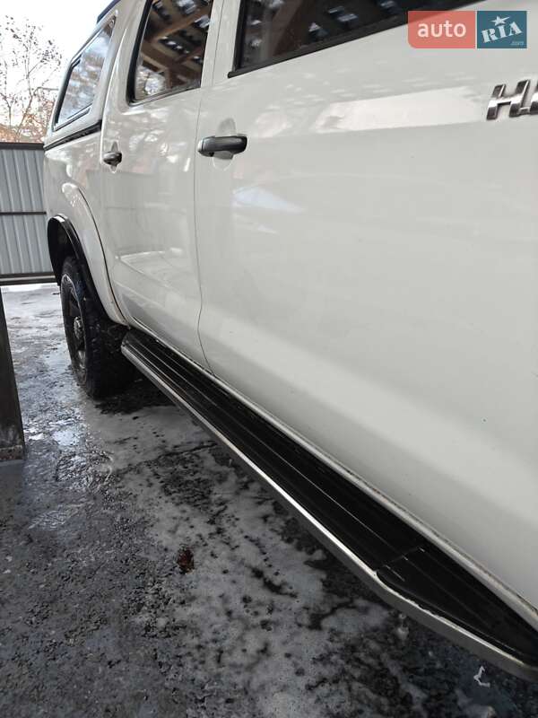 Пикап Toyota Hilux 2013 в Киеве фото 19 Пикап Toyota Hilux 2013 в Киеве