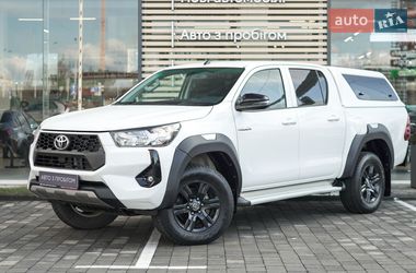 Пикап Toyota Hilux 2024 в Львове