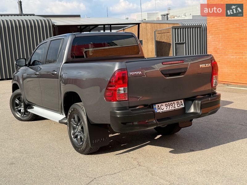 Пикап Toyota Hilux 2024 в Киеве фото 16 Пикап Toyota Hilux 2024 в Киеве