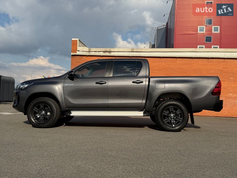 Пикап Toyota Hilux 2024 в Киеве фото 20 Пикап Toyota Hilux 2024 в Киеве