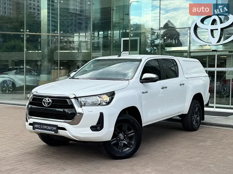 Toyota Hilux