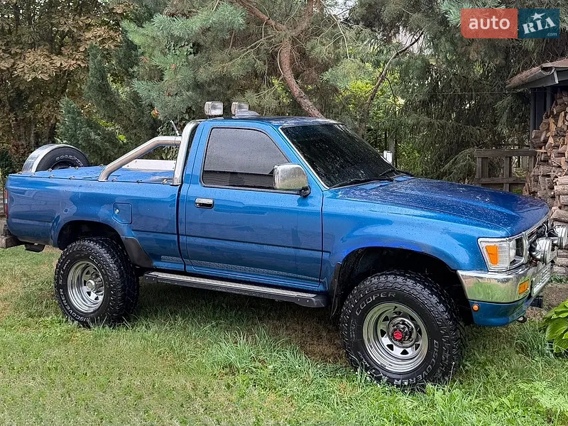 Toyota Hilux