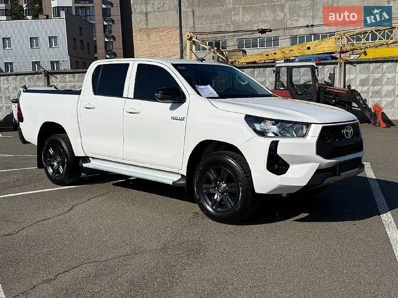 Toyota Hilux