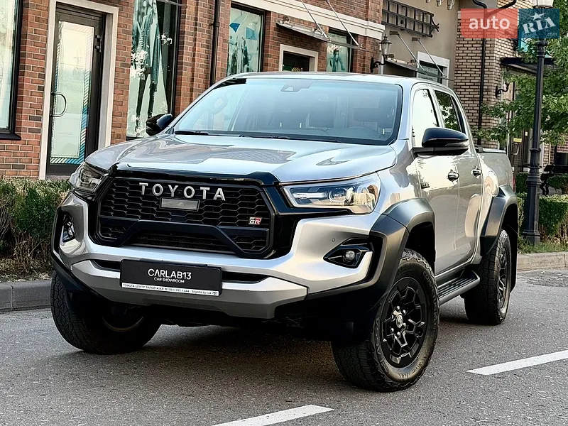 Toyota Hilux