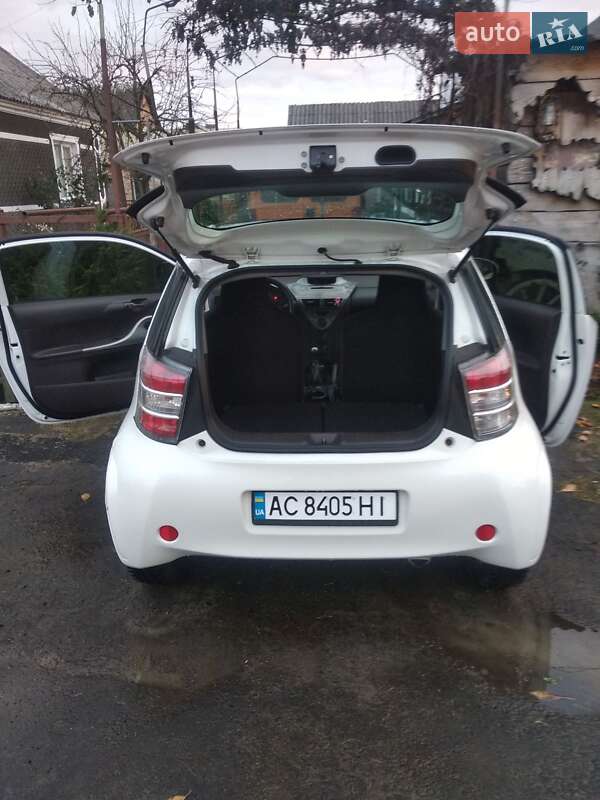 Хетчбек Toyota IQ 2009 в Ковелі