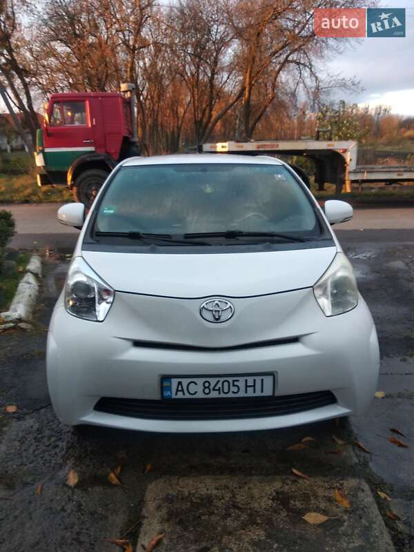 Хетчбек Toyota IQ 2009 в Ковелі