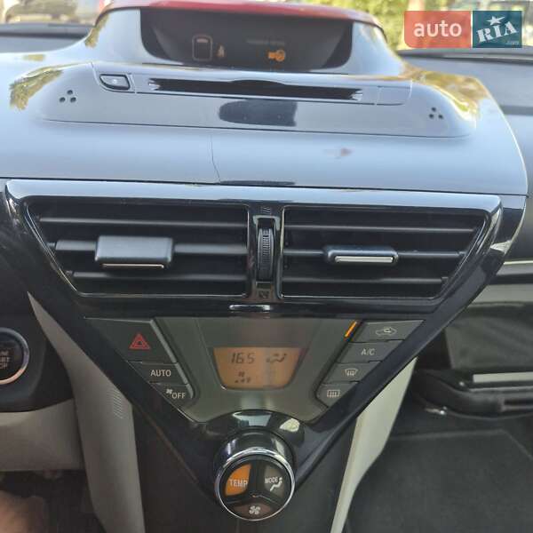Хэтчбек Toyota IQ 2011 в Черновцах