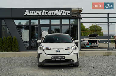 Внедорожник / Кроссовер Toyota Izoa 2021 в 