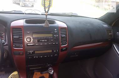 Позашляховик / Кросовер Toyota Land Cruiser Prado 2004 в 