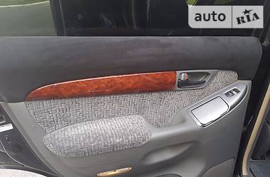 Позашляховик / Кросовер Toyota Land Cruiser Prado 2004 в 