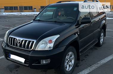 Внедорожник / Кроссовер Toyota Land Cruiser Prado 2005 в Черновцах